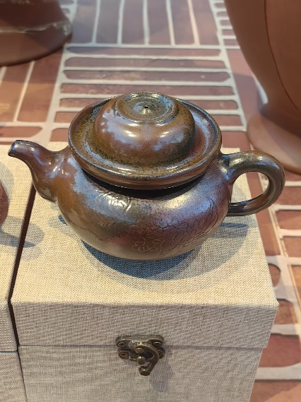 “荣昌陶”全产业链产值突破50亿元,重庆荣昌陶生活美学小镇建设启幕 “荣昌陶”全产业链产值突破50亿元,重庆荣昌陶生活美学小镇建设启幕