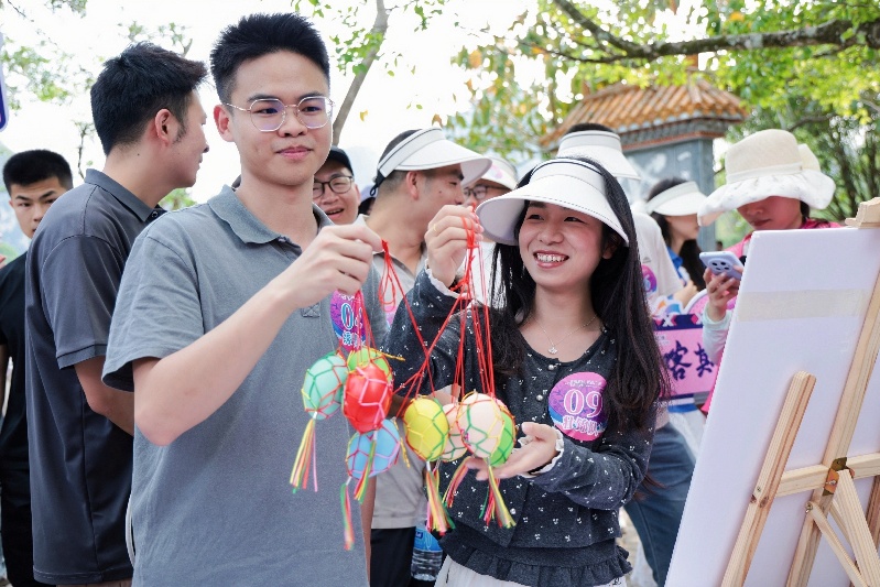 两百名单身青年在广西靖西寻觅良缘