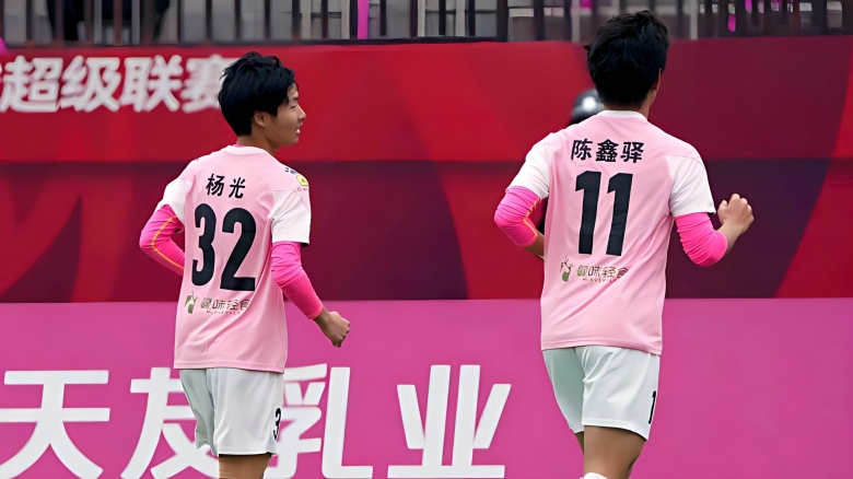 美好教育看得见｜重庆这所中学一群学生玩转渝超，把业余赛打成了“王者局”