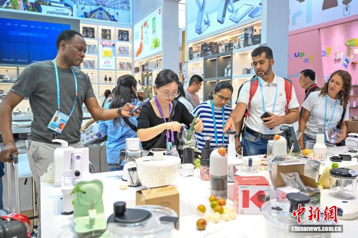 第139届广交会第二期收官累计24.5万名境外采购商到会