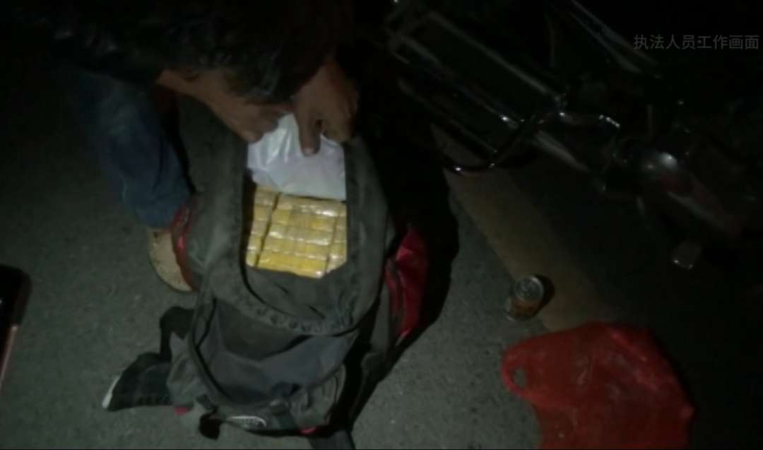 隐姓埋名，以血肉筑屏障！这位警官，值得最高敬意