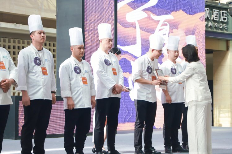 2026贺兰山东麓葡萄酒美食融合创新大赛落幕