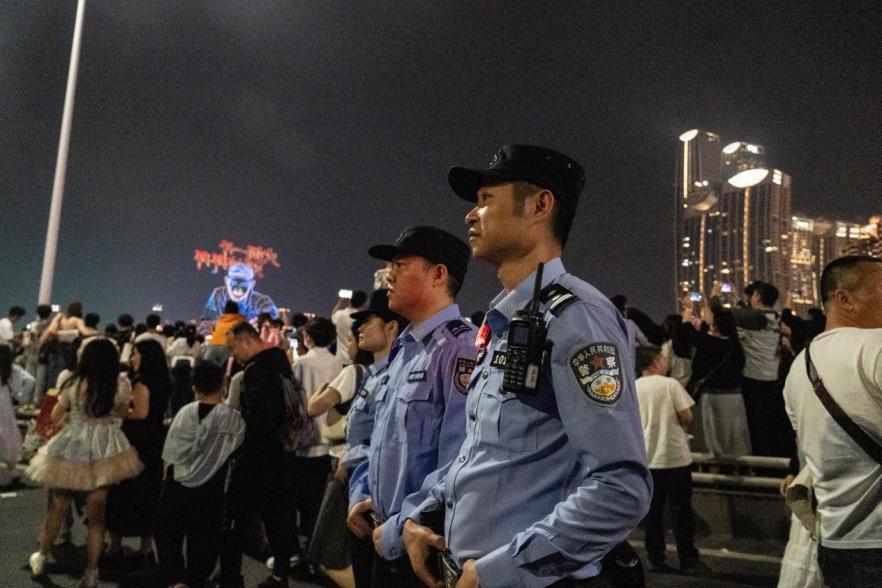 重庆渝中：警情同比双降超五成 交出“五一”平安答卷
