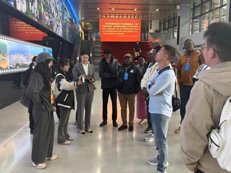 专业“潮”向国际 重庆这所职业院校以产教融合赋能全球城建