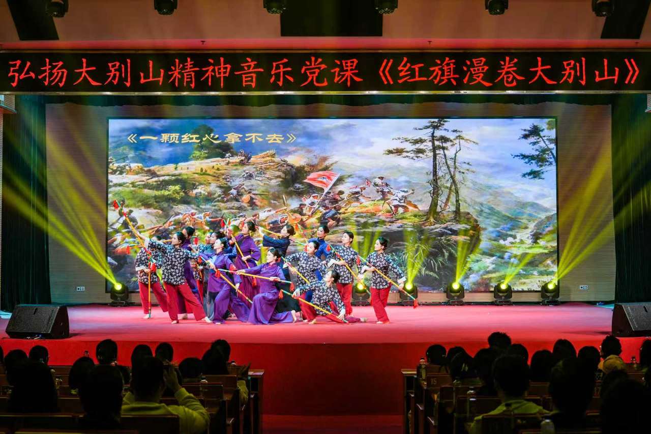让红色基因在青春血脉中奔涌 ——武汉大学系列红色思政活动赋能立德树人实践