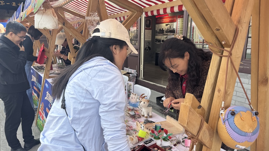第二届宁夏（中卫）商农文旅推介活动在北京市石景山区开幕
