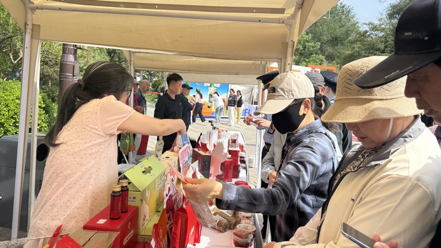 第二届宁夏（中卫）商农文旅推介活动在北京市石景山区开幕