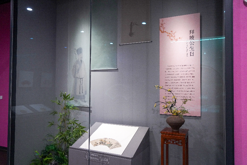 “清代花鸟画扇面展”在广西博物馆开展