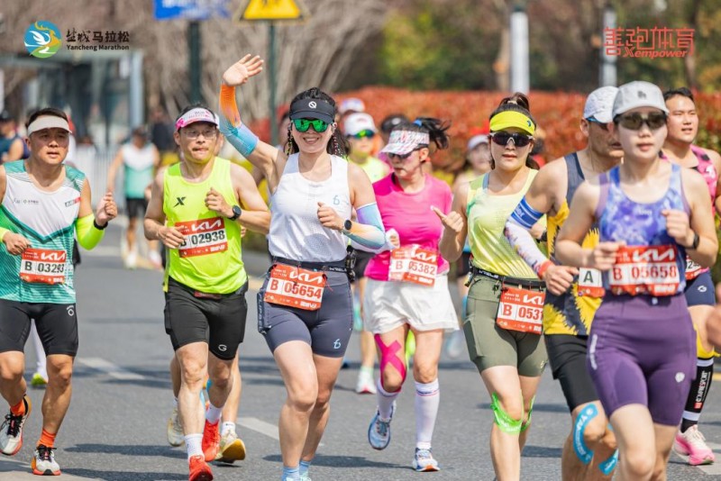 一城一策，千赛千面 南京善跑体育定制城市奔跑名片