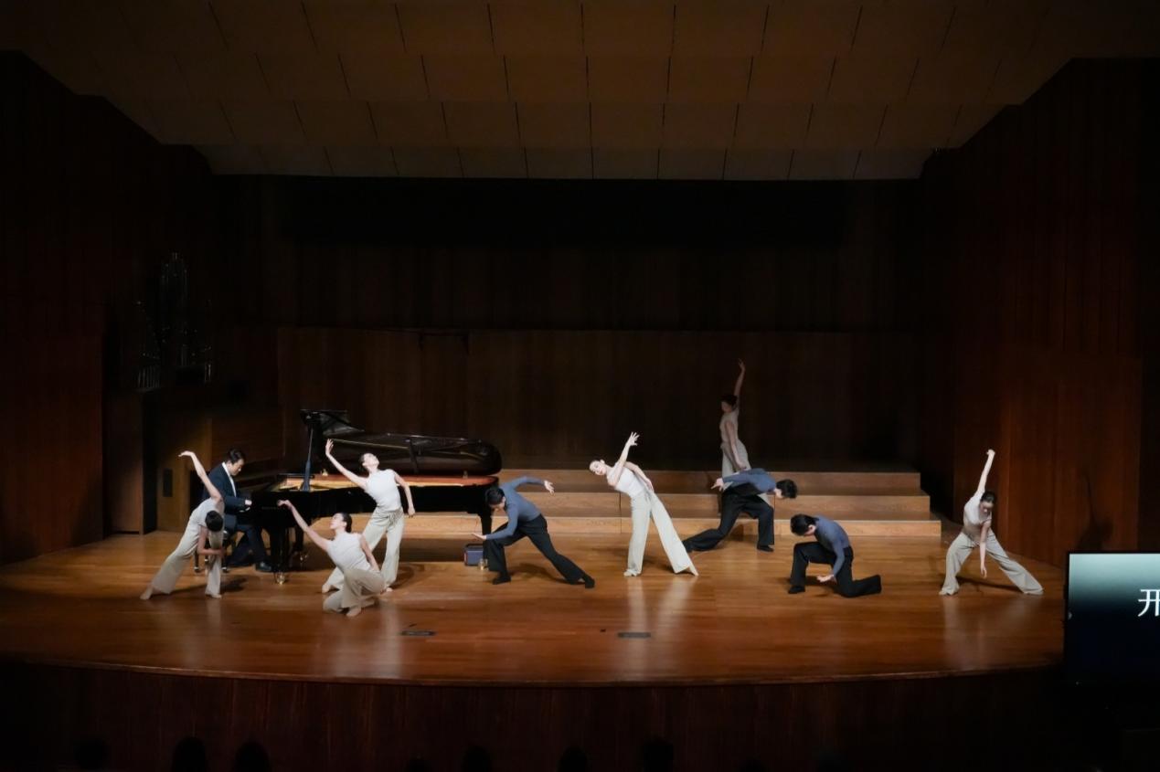 环境舞蹈音乐会《四时皆幸》在天津音乐学院北校区首演