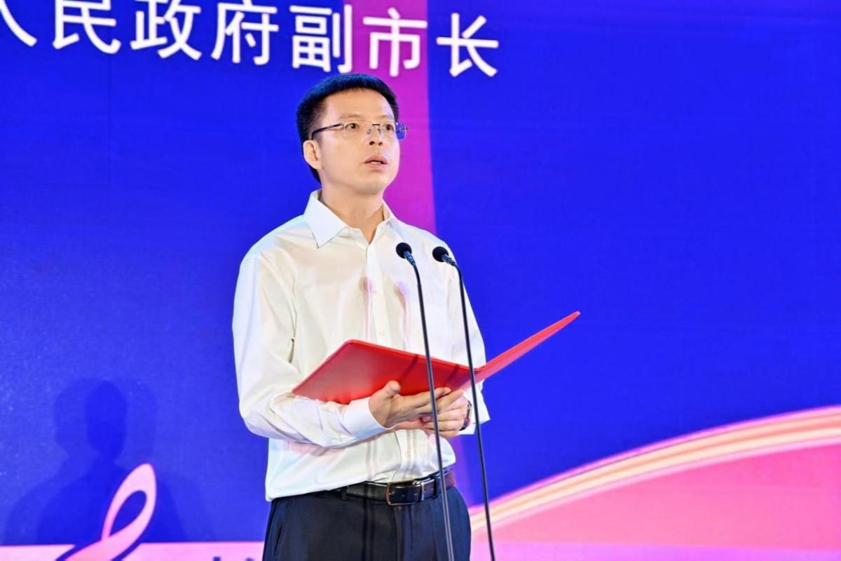 长沙音乐学院揭牌仪式暨新型音乐学院学术研讨会在长沙举行