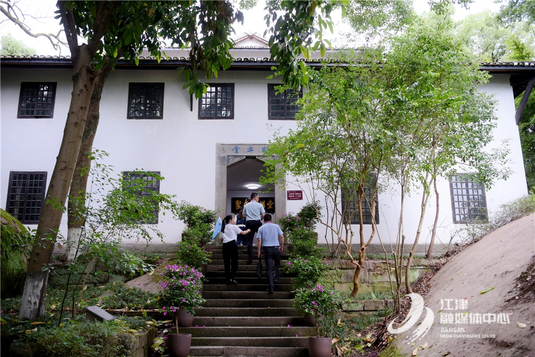 重庆市中小学校党的建设暨“五双工程”建设工作推进会在江津举行