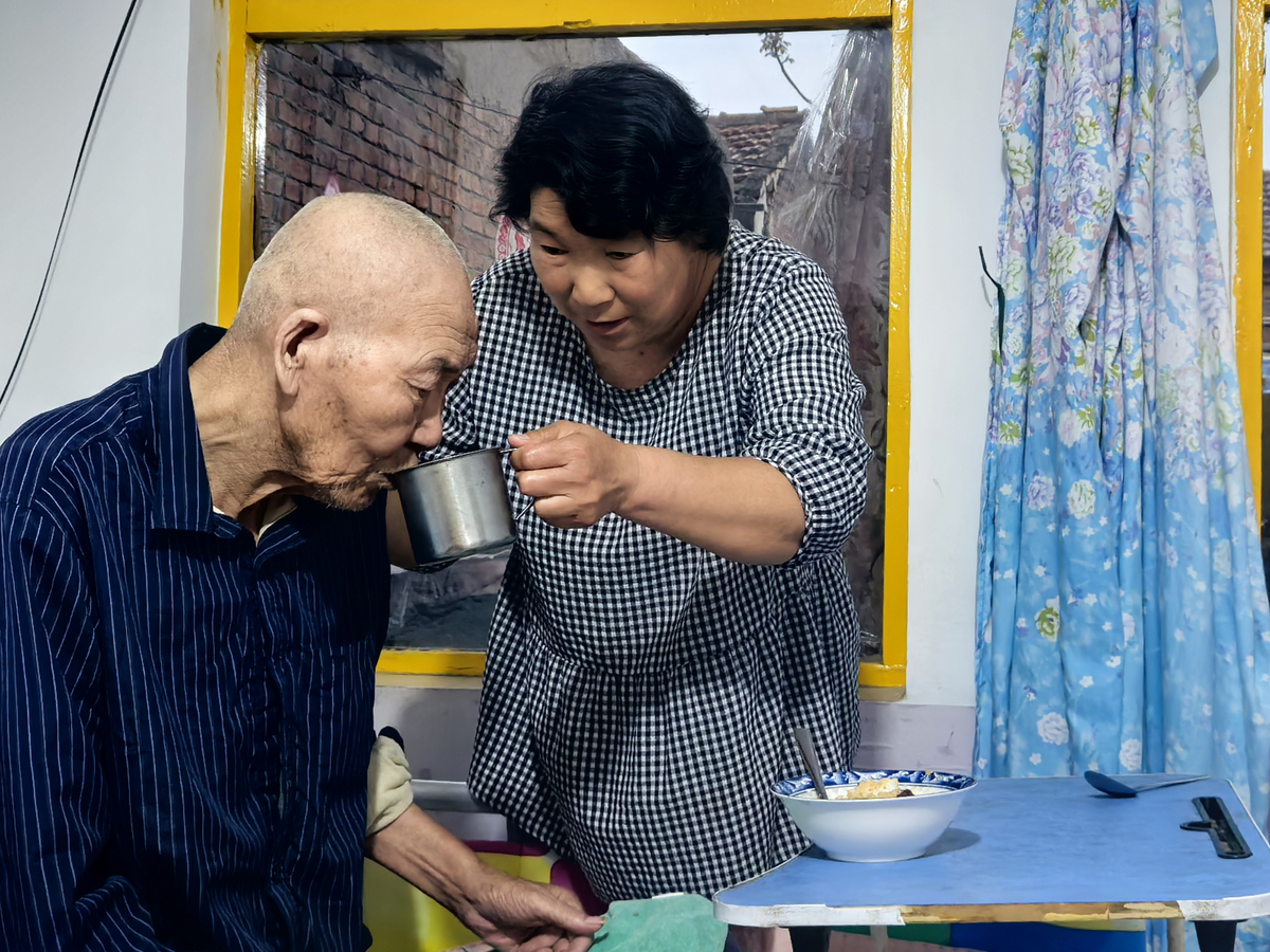 河北张家口史英桃：十余载孝善守初心 以爱传家暖家风