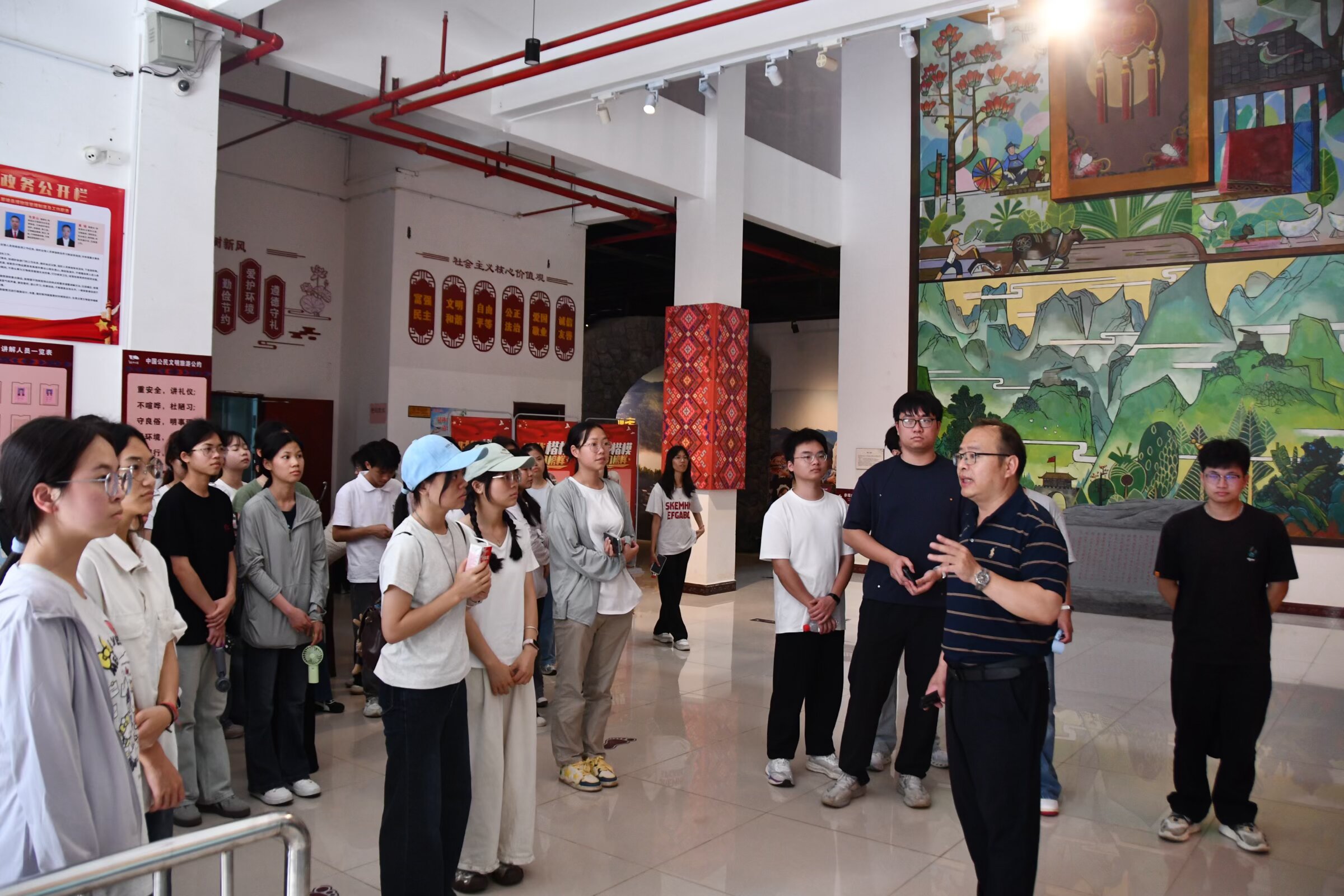 百色学院：沉浸式红色研学厚植青年学子家国情怀