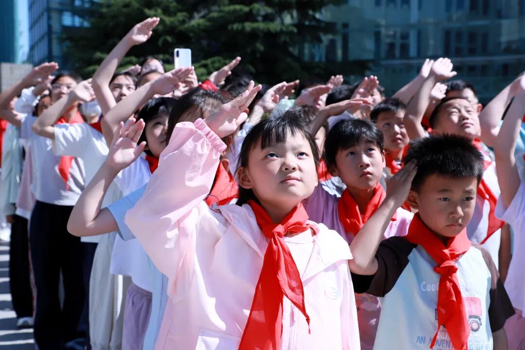 “我从山中来,圆梦向大海!”