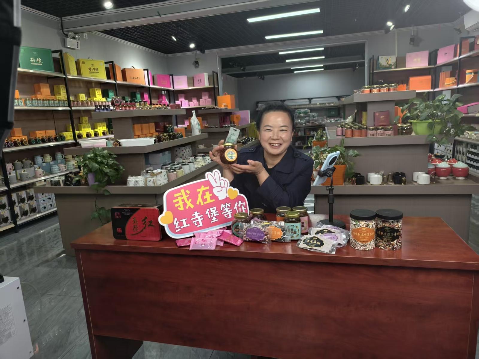 闽宁协作 山海情长·我这三十年 | 徐海侠：我和帮过我的人，没有辜负彼此