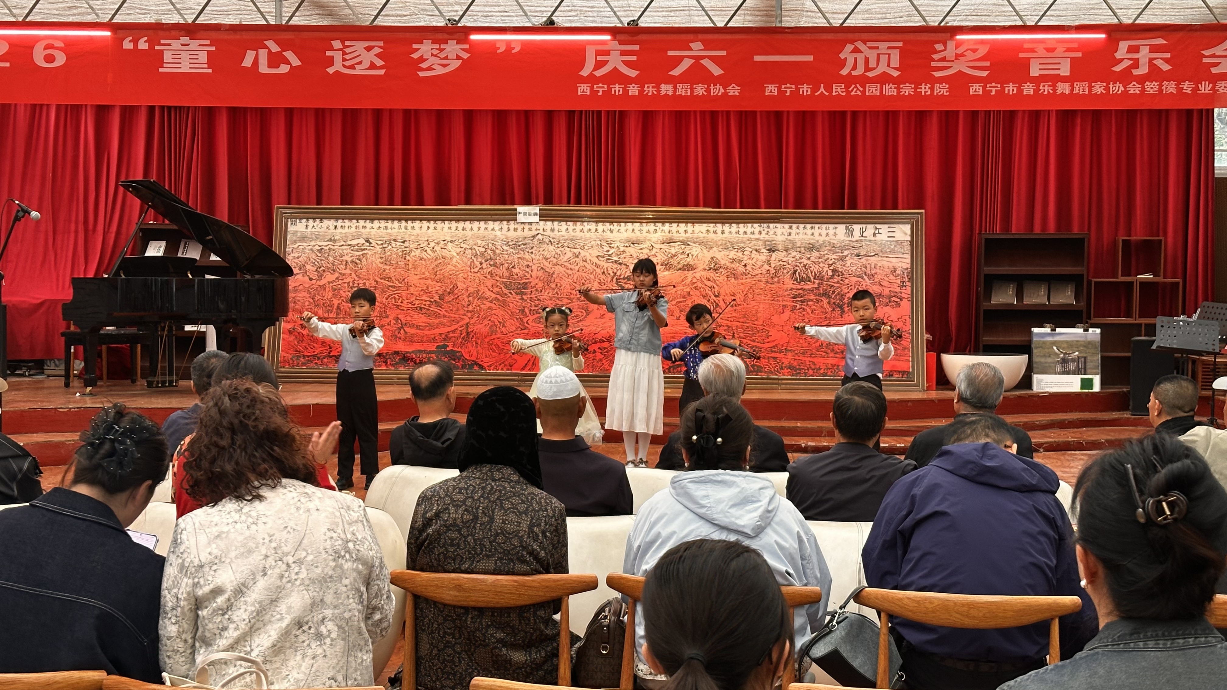 童心逐梦庆六一 天籁童声暖夏都