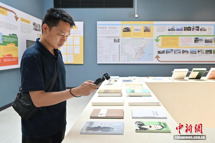 “回家：广州与詹天佑”展览开幕式在广州举行