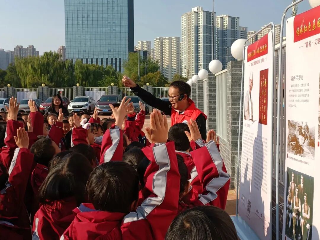 升本二十年|绽风华·马克思主义学院:高举思想旗帜守正固本 深耕铸魂育人砺行致远
