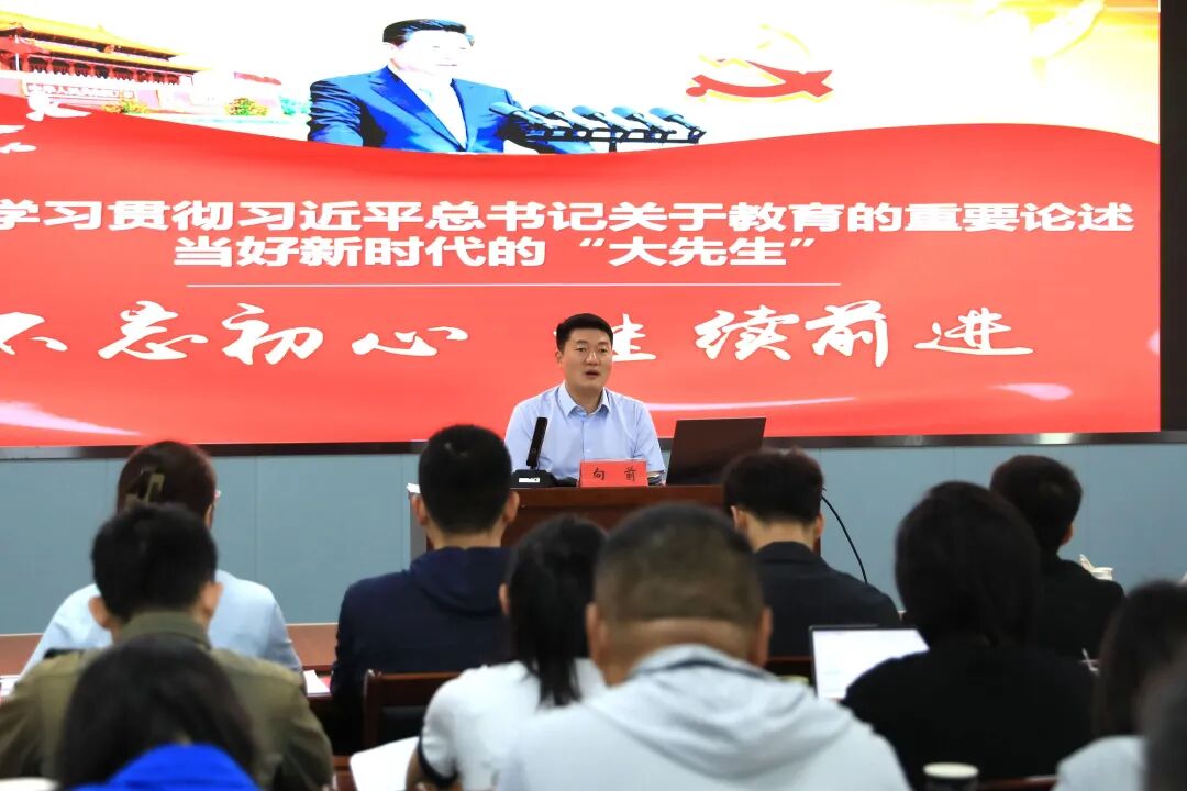 【援疆干部】三载援疆践初心 山海同心筑华章——记援疆干部向前