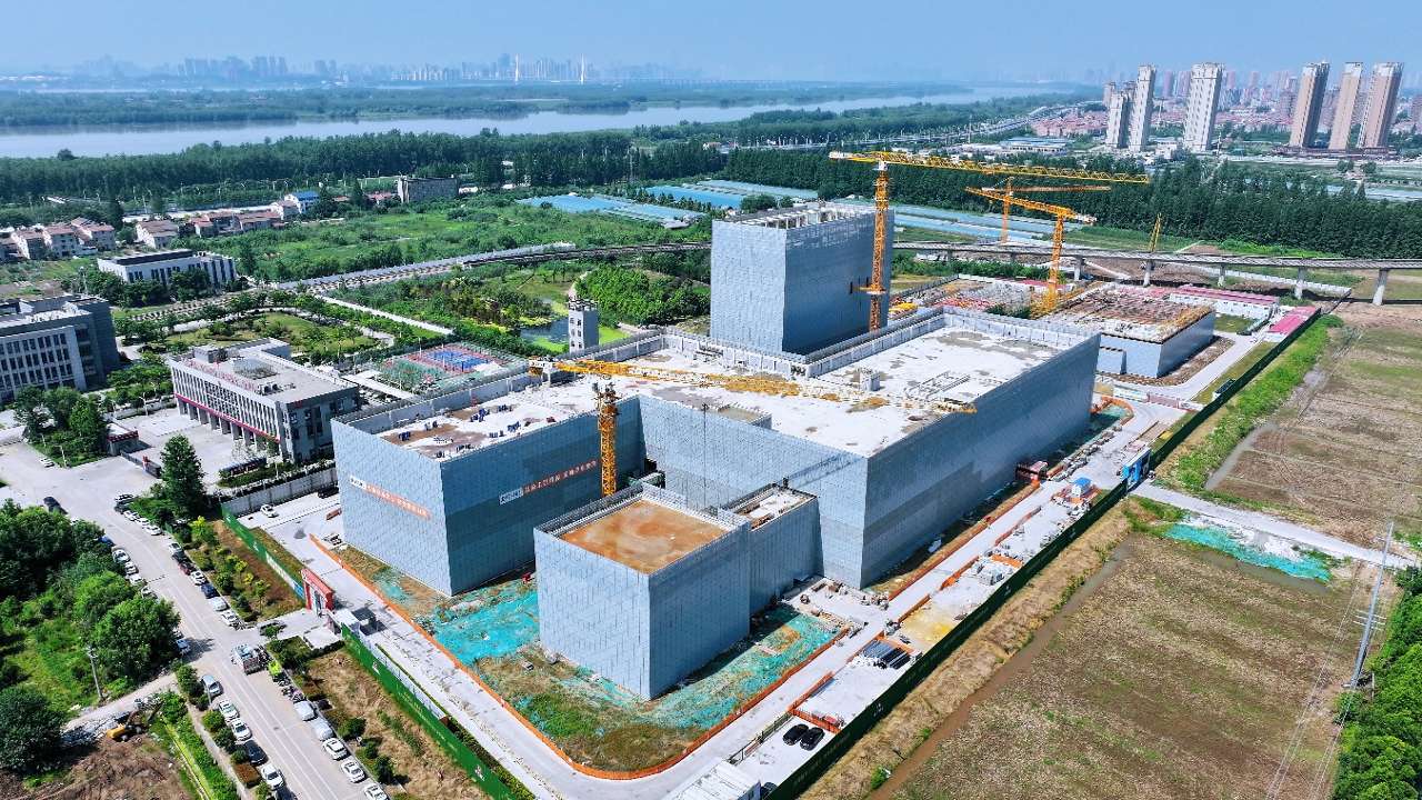 武汉长江新区科创港投资促进大会举行