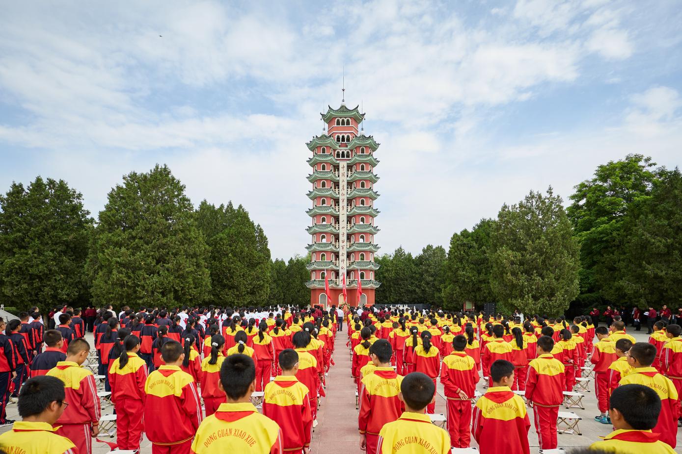 在长征会师地，大中小学生同上一堂“大思政课”