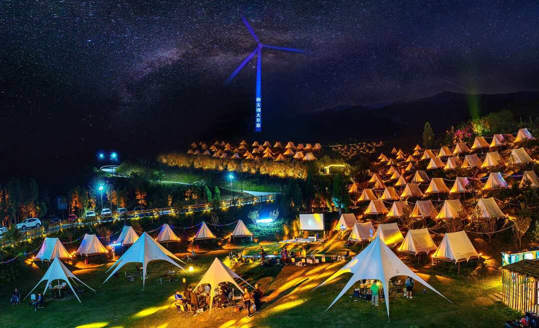 7月4日,2026年度仰天湖大草原音乐季启幕,20℃清凉仲夏夜谱写山原交响! 7月4日,2026年度仰天湖大草原音乐季启幕,20℃清凉仲夏夜谱写山原交响!