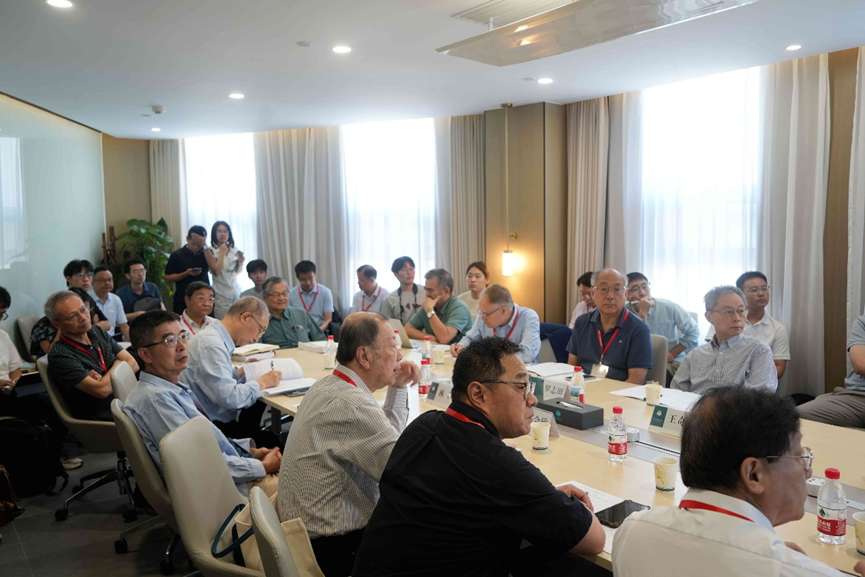“中国近代史研究的新视野与新趋势”国际学术研讨会在华中师范大学举行 “中国近代史研究的新视野与新趋势”国际学术研讨会在华中师范大学举行