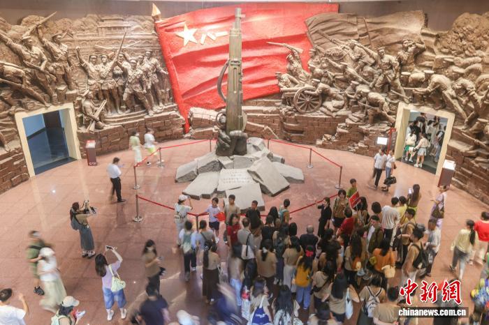 江西南昌：红色纪念场馆迎暑期参观热