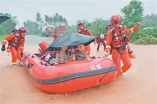 7.6抗击台风1.jpg