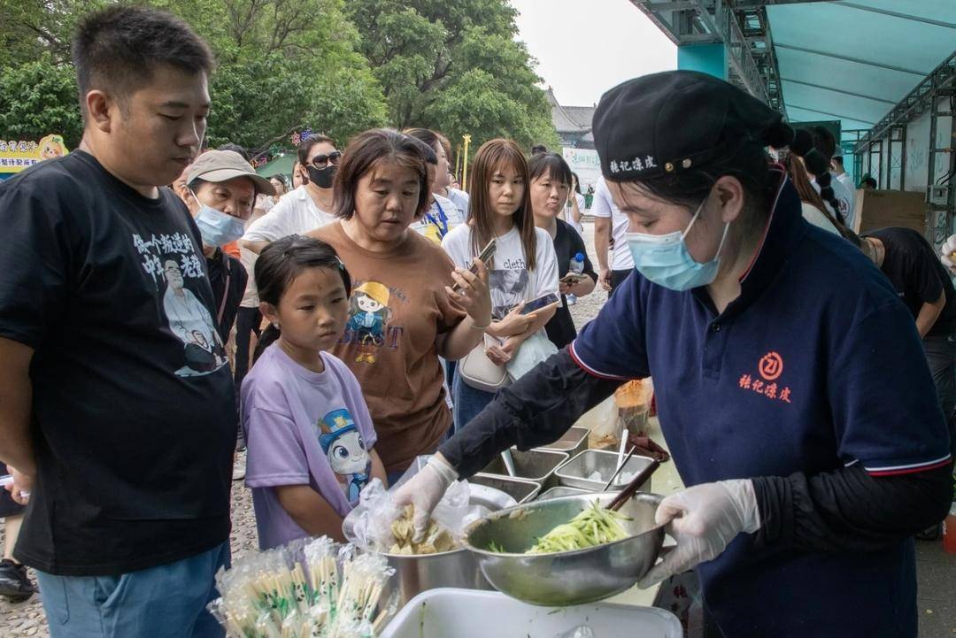 解锁新玩法！辽阳白塔区把夏夜流量变留量