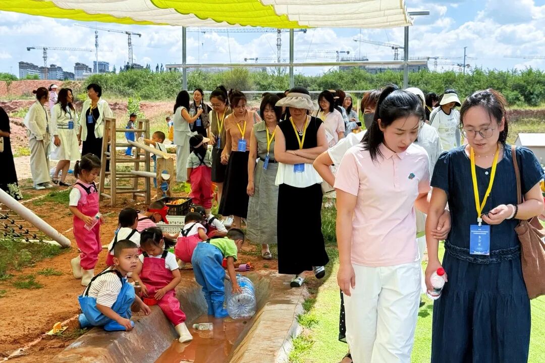 鄂尔多斯市铸牢中华民族共同体意识学前教育成果交流培训成功举办 图片