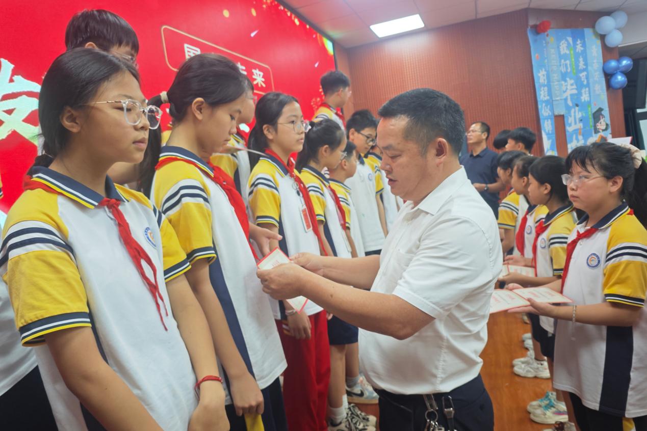 桂阳县龙潭小学:童心向党逐韶华 润美少年启新程 桂阳县龙潭小学:童心向党逐韶华 润美少年启新程