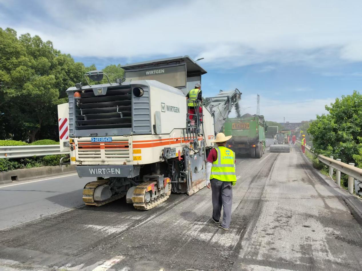 风未至 人先动 苏州市吴江区公路中心全面防御台风“巴威”