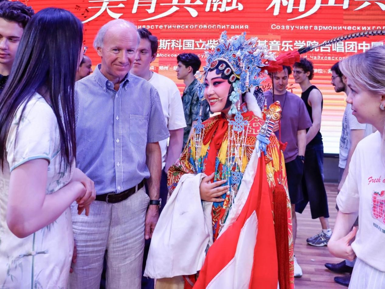 十天三地,同台放歌:一场跨越万里的中俄艺术教育“双向奔赴” 十天三地,同台放歌:一场跨越万里的中俄艺术教育“双向奔赴”