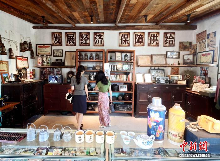 (走进中国乡村)湖南开慧村打造怀旧茶馆 老供销社变“文化会客厅”