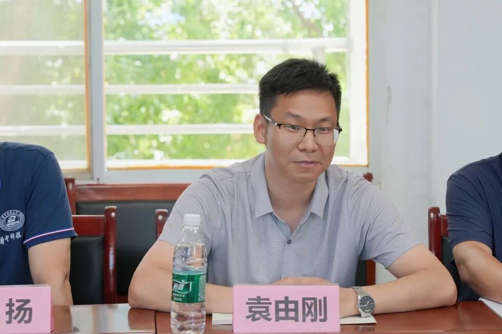 华科大管理学院EMBA“乡村振兴公益基金”捐赠仪式暨2026年“认领一棵桃树”消费帮扶启动仪式举行