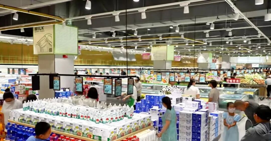 卓悦百盛购物公园裕民店盛大开业 打造裕民商业新地标