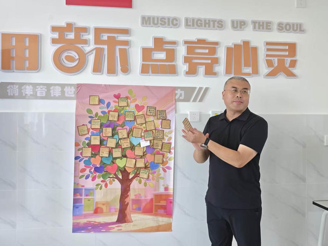 用生命点亮生命 ——“行走的威海社科” 走进威海市康成学校