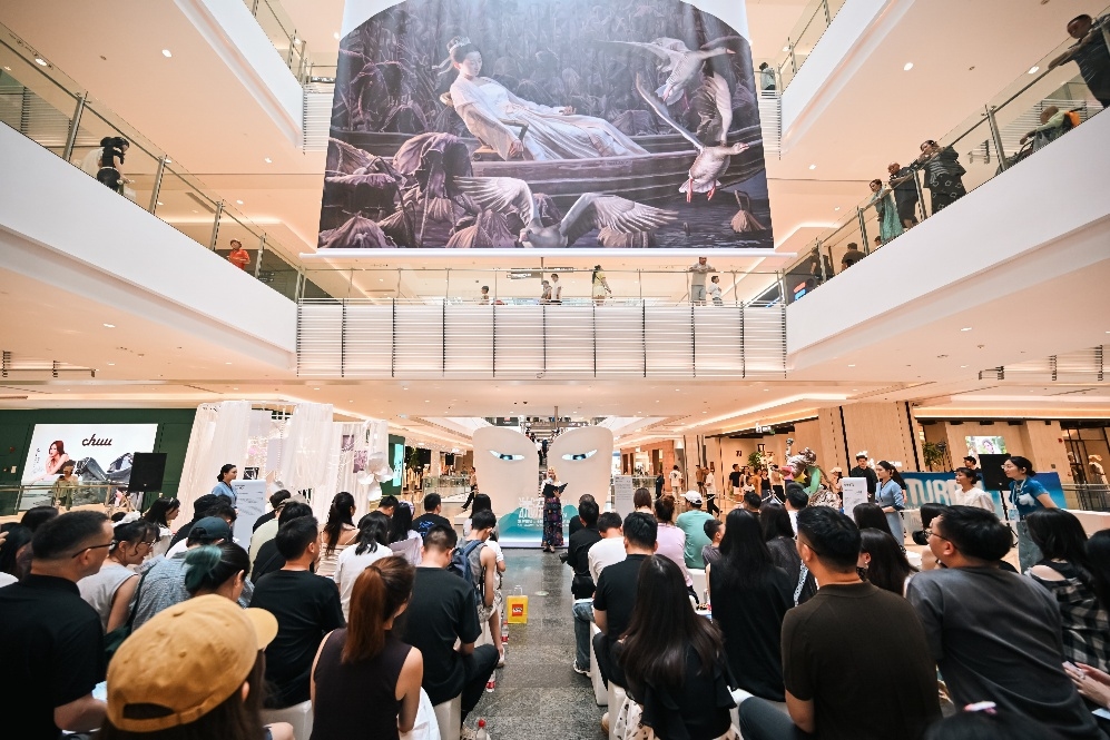 四大美院毕设精品首聚重庆 百余件展品持续展演至10月
