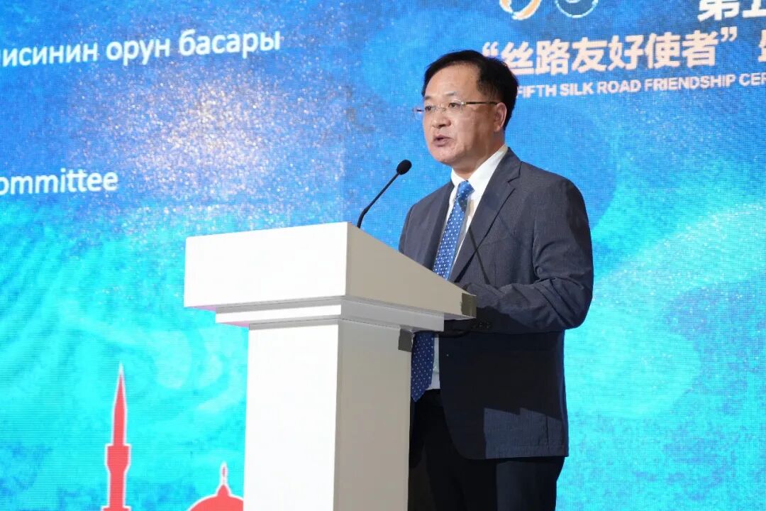 “深圳故事”走进中亚,亮相第五届“丝路友好使者”盛典,发出“APEC深圳之约”