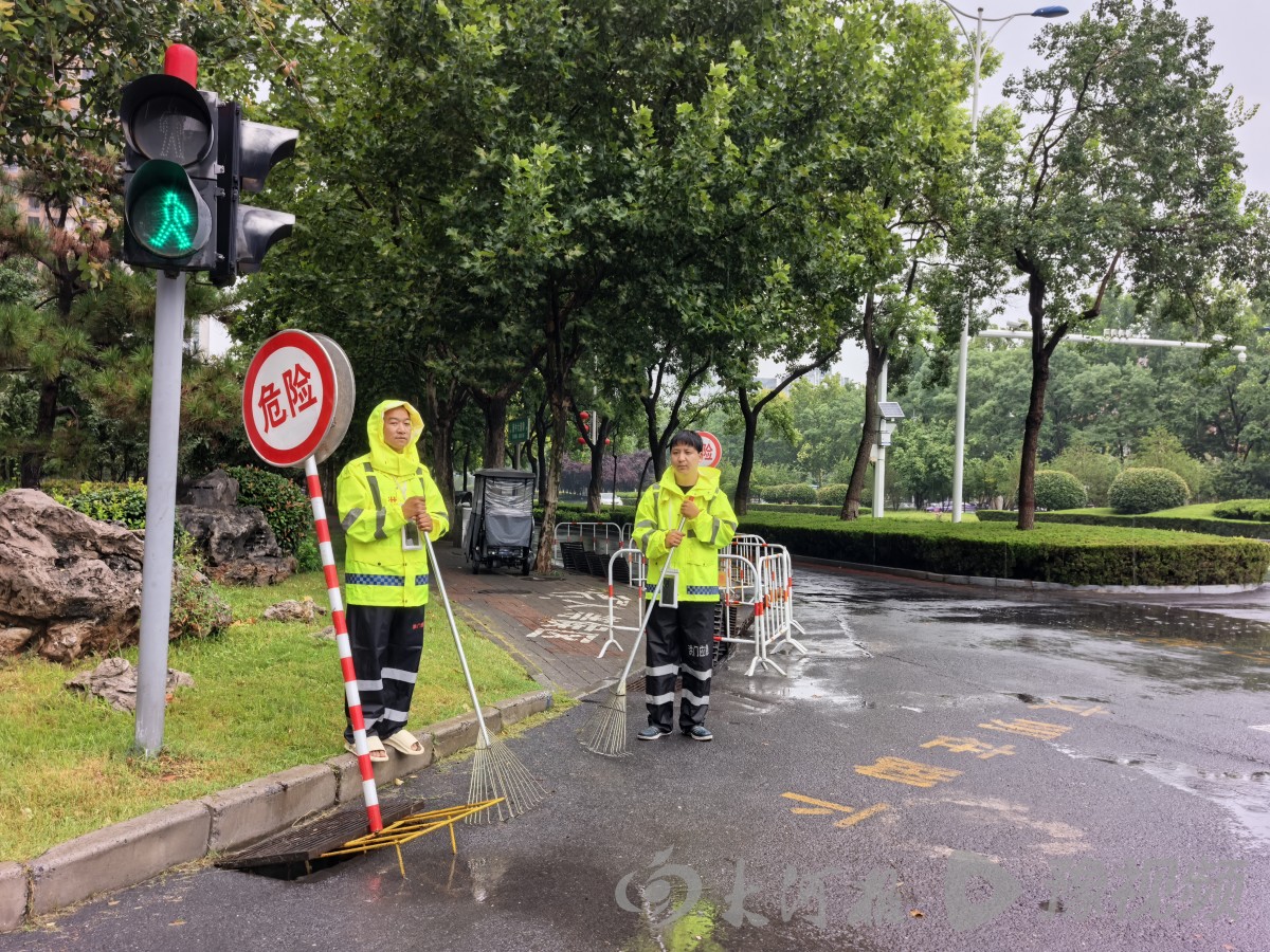 河你共风雨 | 新乡全城布防,城管多举措筑牢城市防汛防线