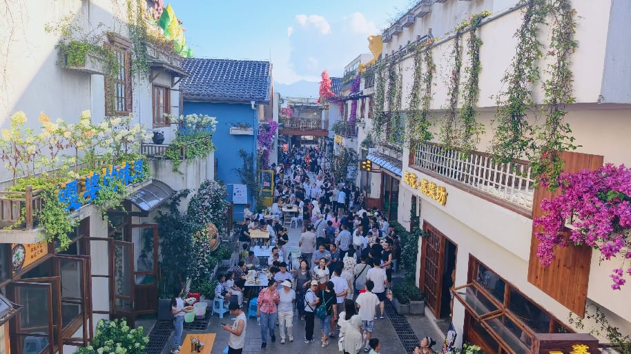 重庆南川：“凉资源”激活“热经济”，多彩活动引爆夜游