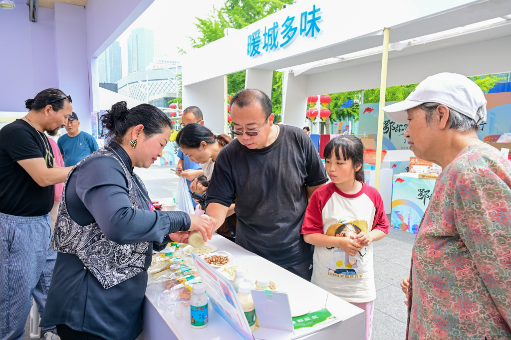 暖风吹到了滨城——“鄂尔多斯文化神州行・大连站”即将启幕