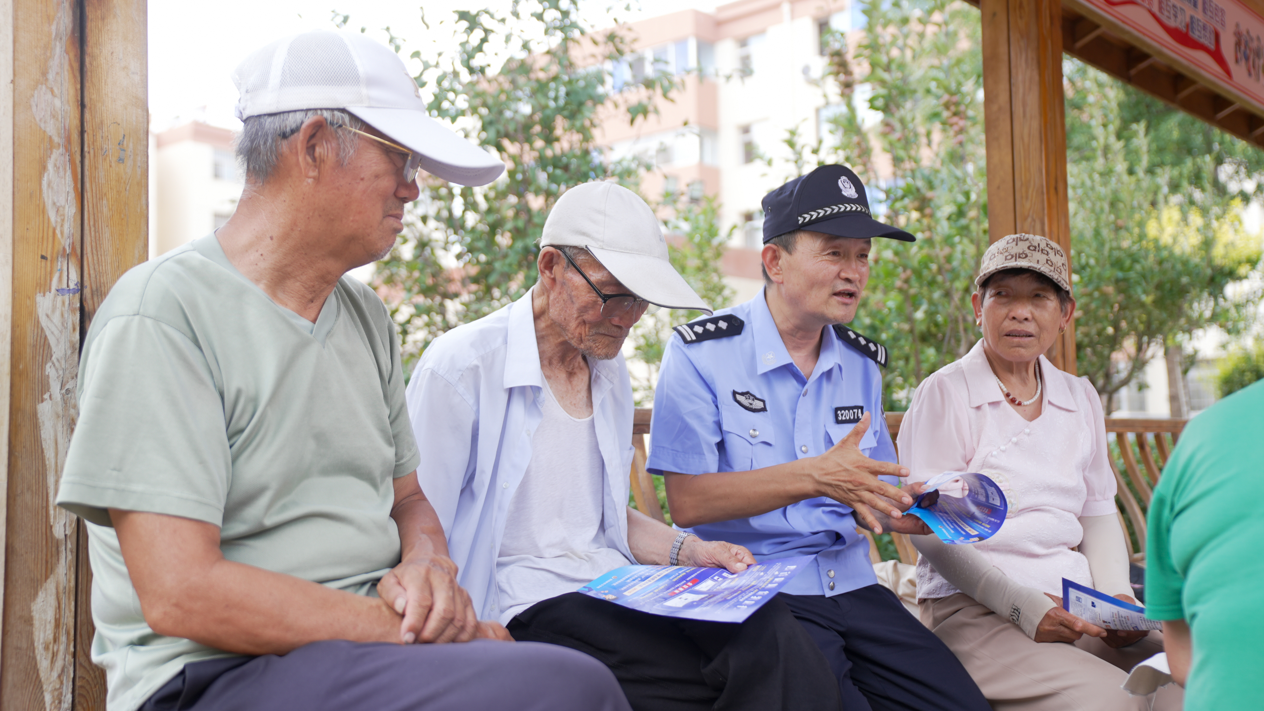 宁夏青铜峡:“老梁警务室”业务上新