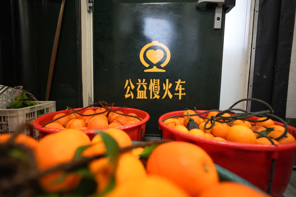 慢火车,承载着动人的中国温度