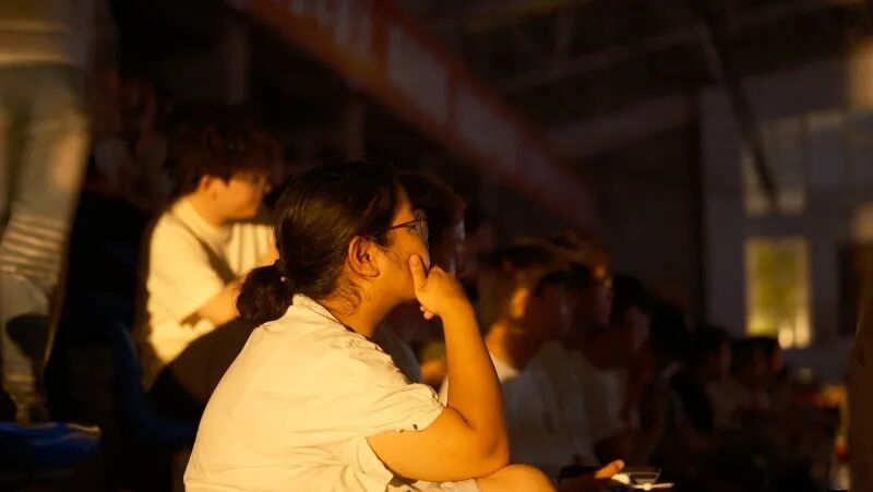 光影中的思政课 | 贵大开展《四渡》主题观影活动