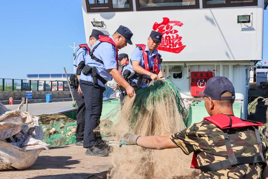 东营公安多措并举护航秋季平安捕捞 东营公安多措并举护航秋季平安捕捞