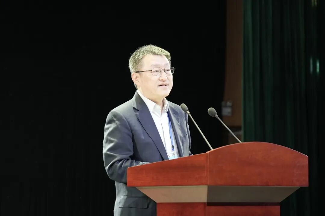 第十三届中国高等戏剧教育联盟交流活动暨第七届大学生戏剧展演活动在新疆艺术学院举行