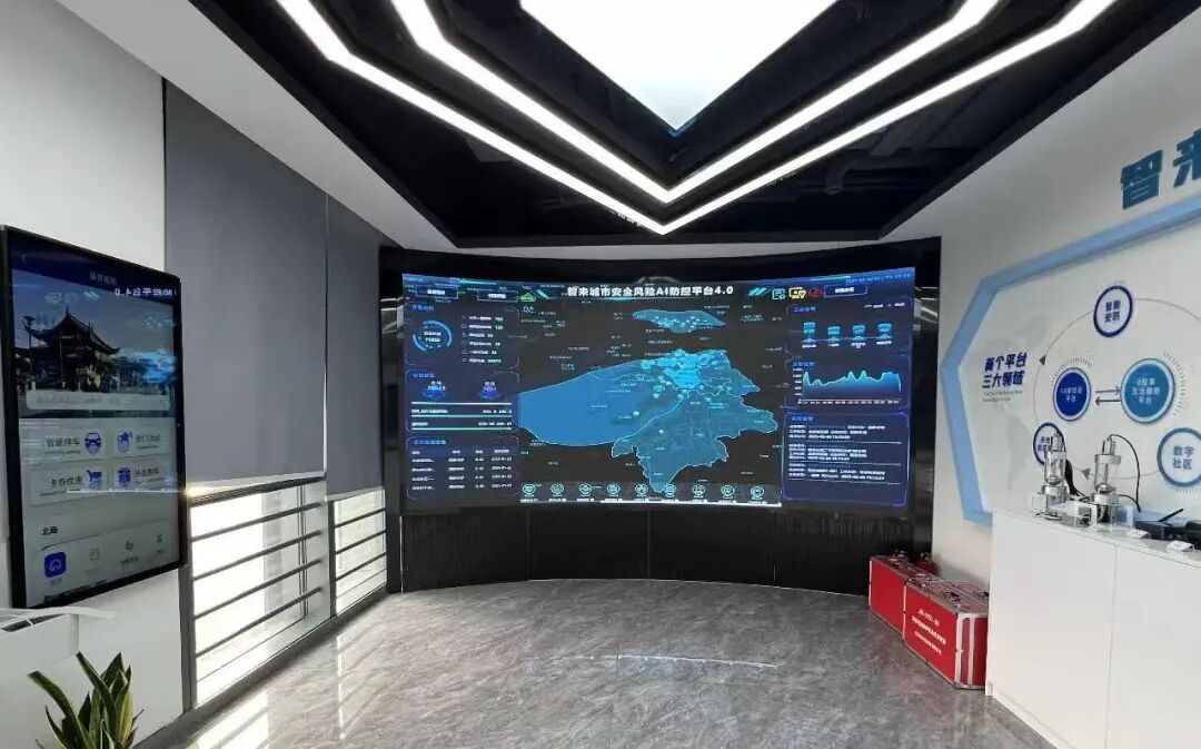 国际先进!大模型化身“数字卫士”
